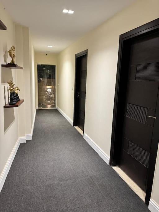 Marron 15 Apartment