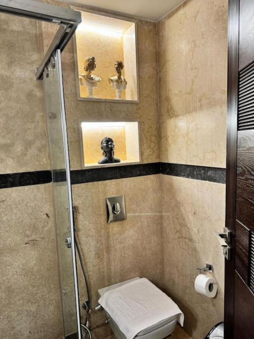 Marron 15 Apartment